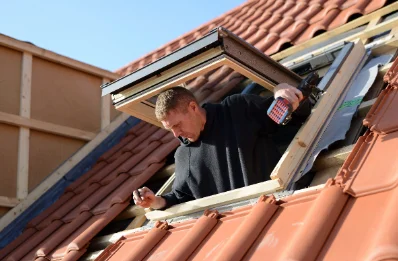 Pose de fenêtres de toit Velux à Lieffrans